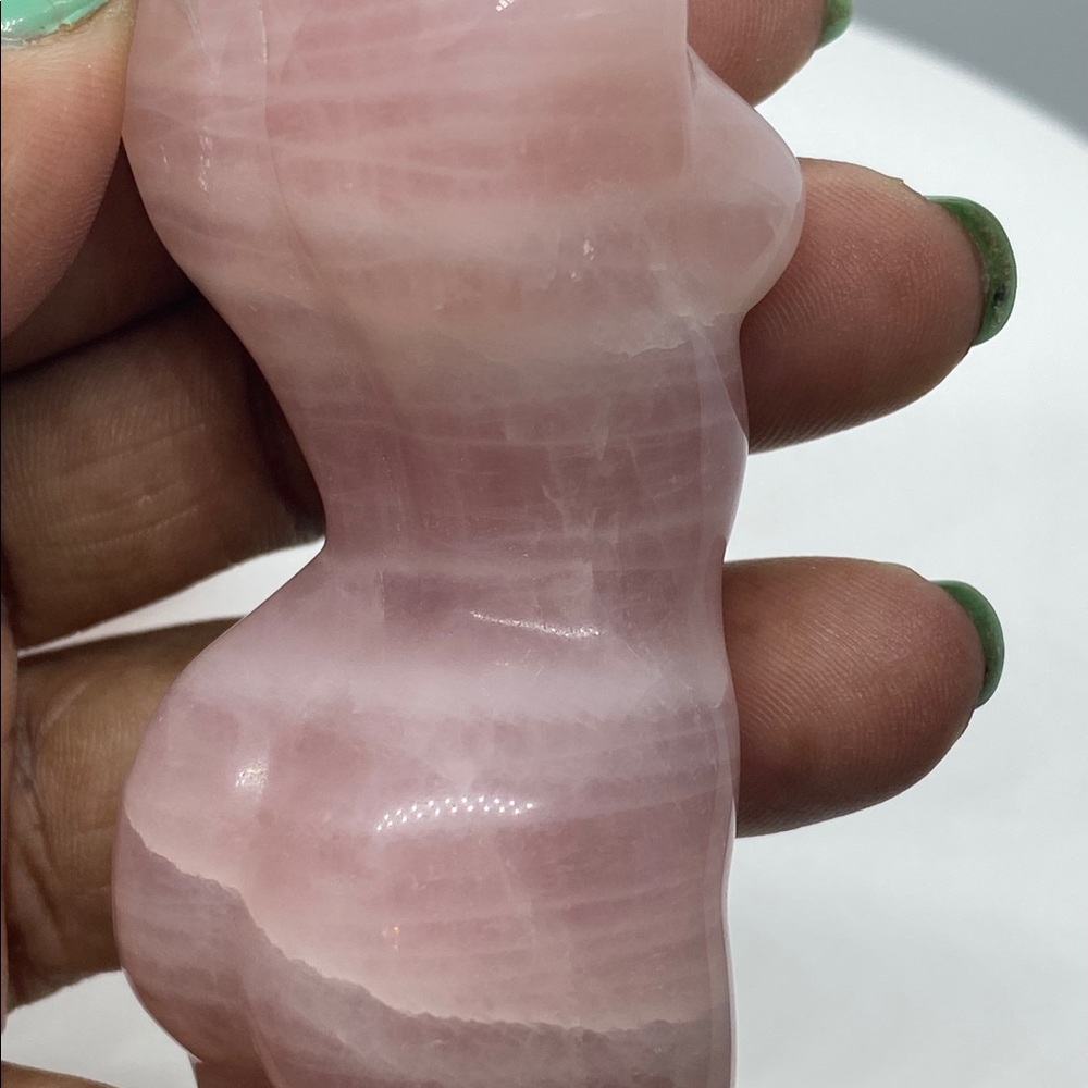 Rose Quartz 3” carving, Venus Goddess - Picture 5 of 5